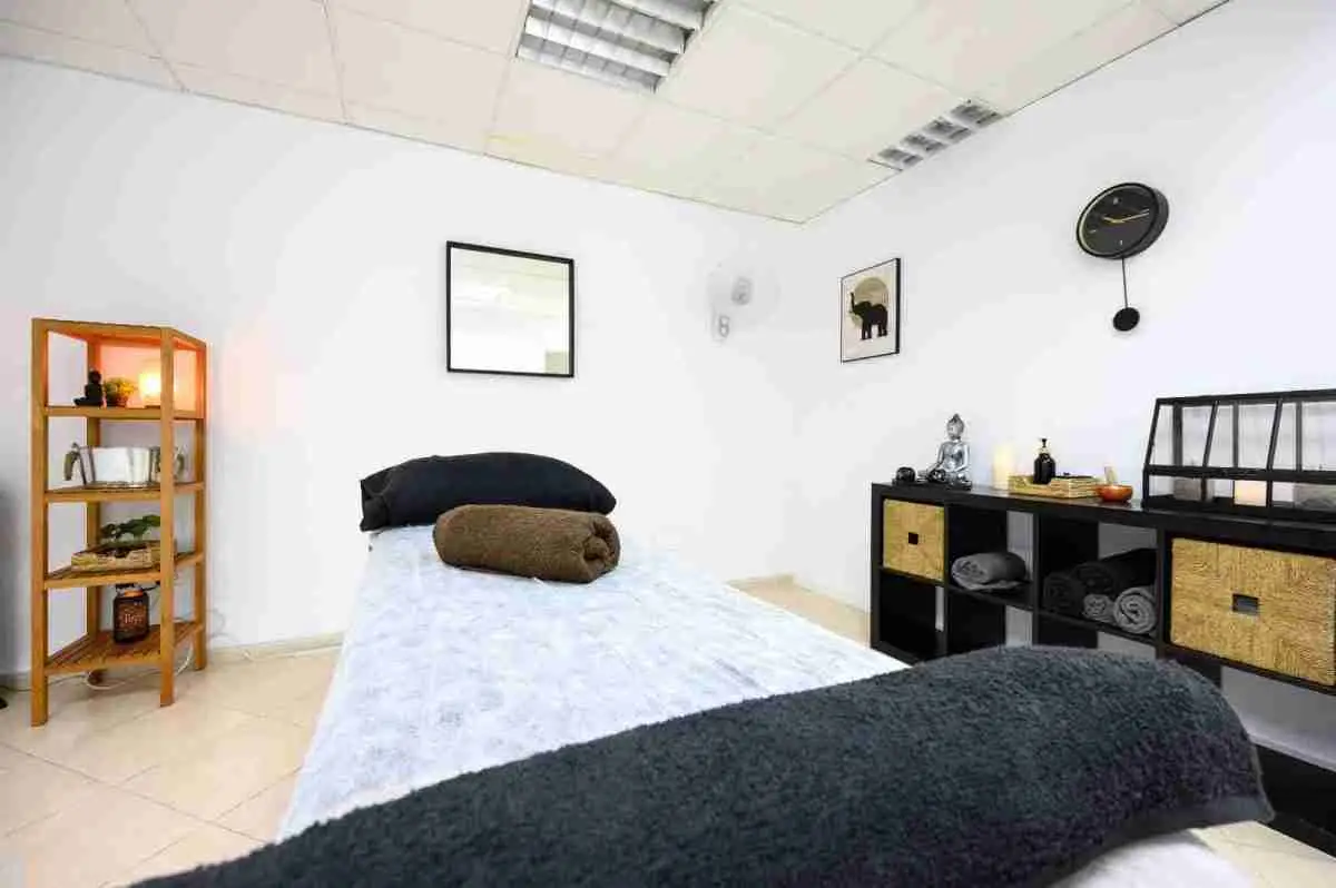 Fotos de Harmony Sanctuary Fuengirola – Massage &amp; Wellness, Calle Donisia Redondo, Los Boliches, Fuengirola, Costa del Sol Occidental, Málaga, Andalucía, 29640, España