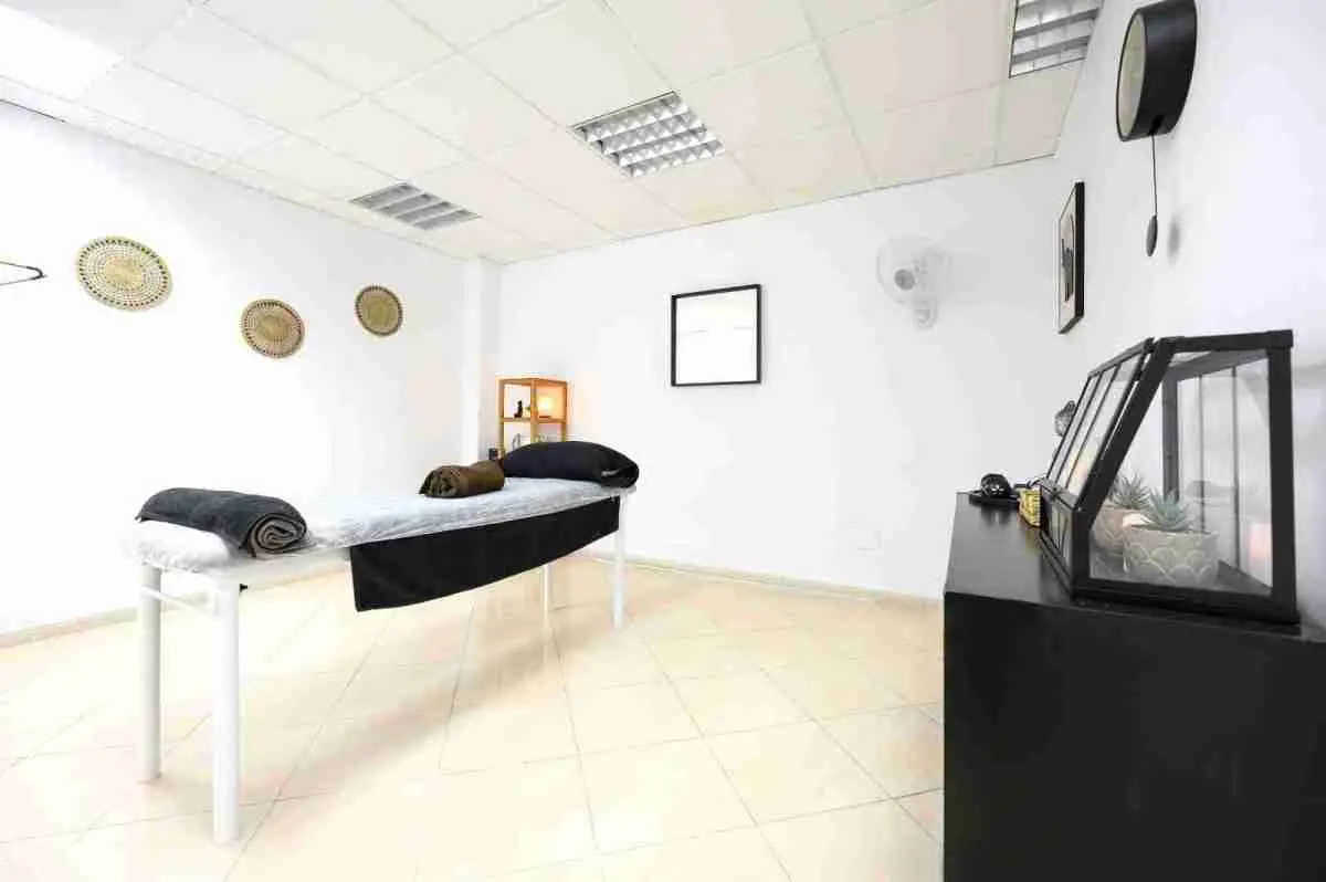 Fotos de Harmony Sanctuary Fuengirola – Massage &amp; Wellness, Calle Donisia Redondo, Los Boliches, Fuengirola, Costa del Sol Occidental, Málaga, Andalucía, 29640, España