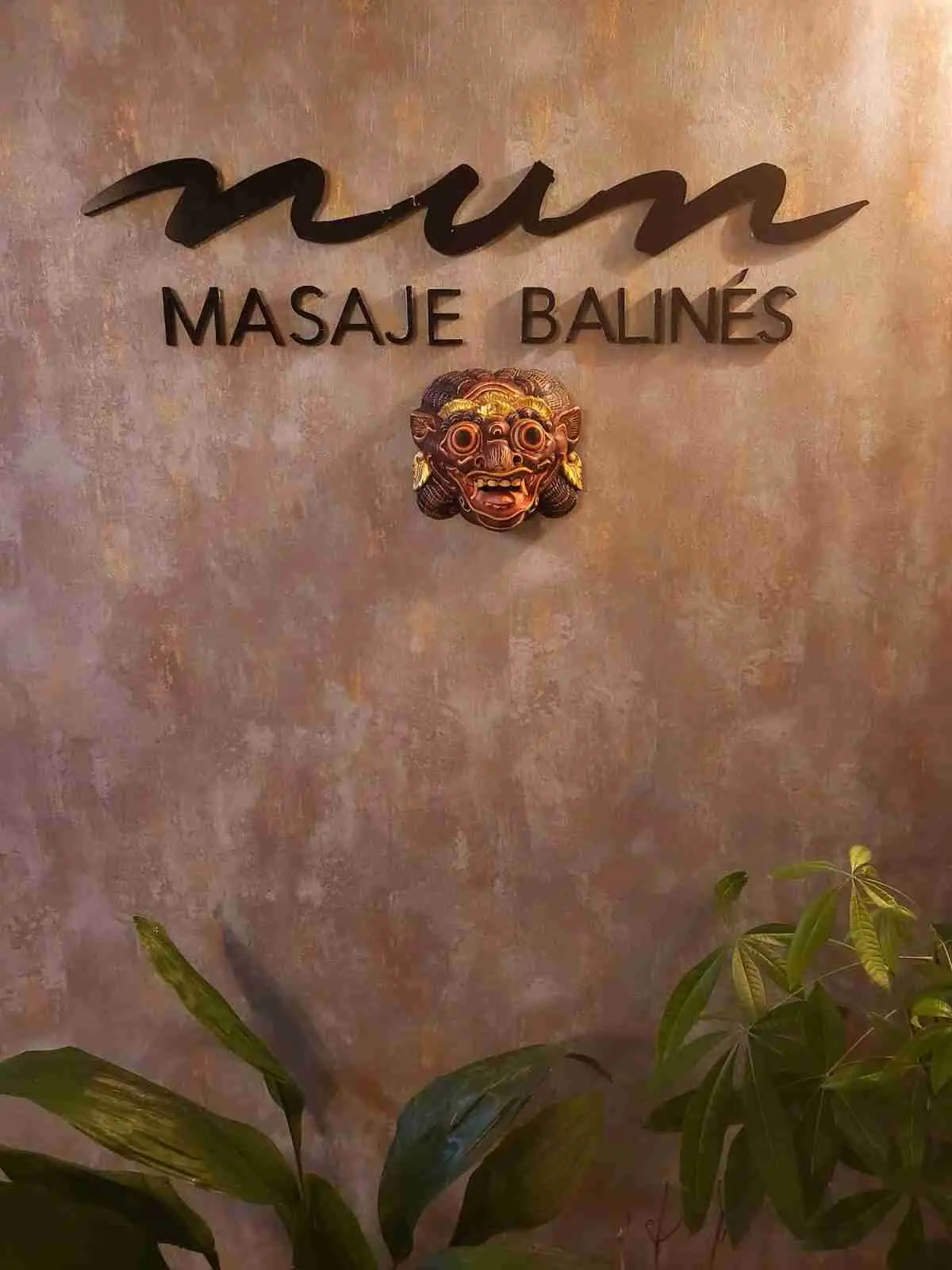 Fotos de Nun, masaje balinés, 22, Calle de María Lostal, Centro, Zaragoza, Aragón, 50008, España